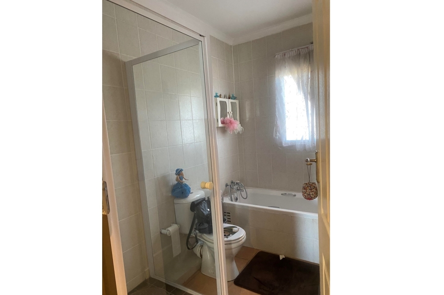 2 Bedroom Property for Sale in Vaalpark Free State